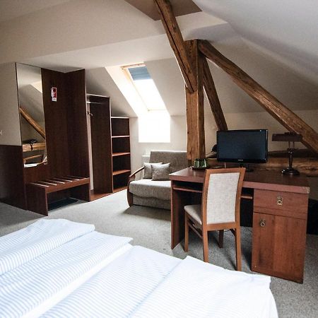 Pension Horse Inn Кошице Екстер'єр фото