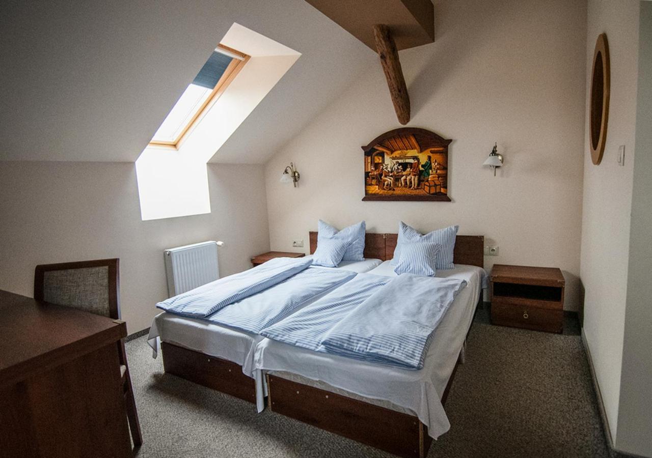 Pension Horse Inn Кошице Екстер'єр фото