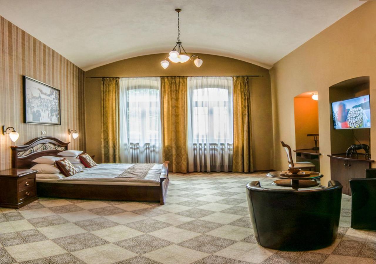Pension Horse Inn Кошице Екстер'єр фото