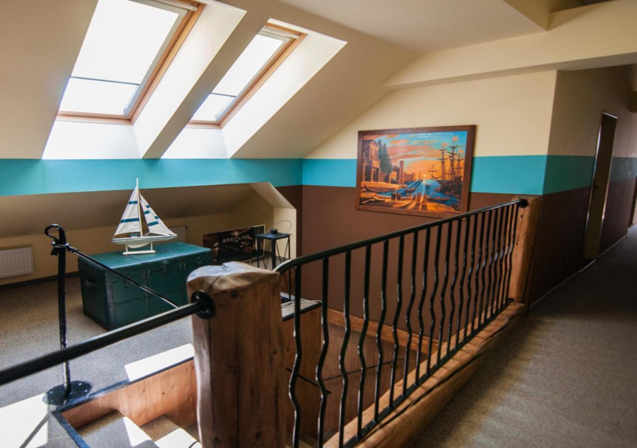 Pension Horse Inn Кошице Екстер'єр фото