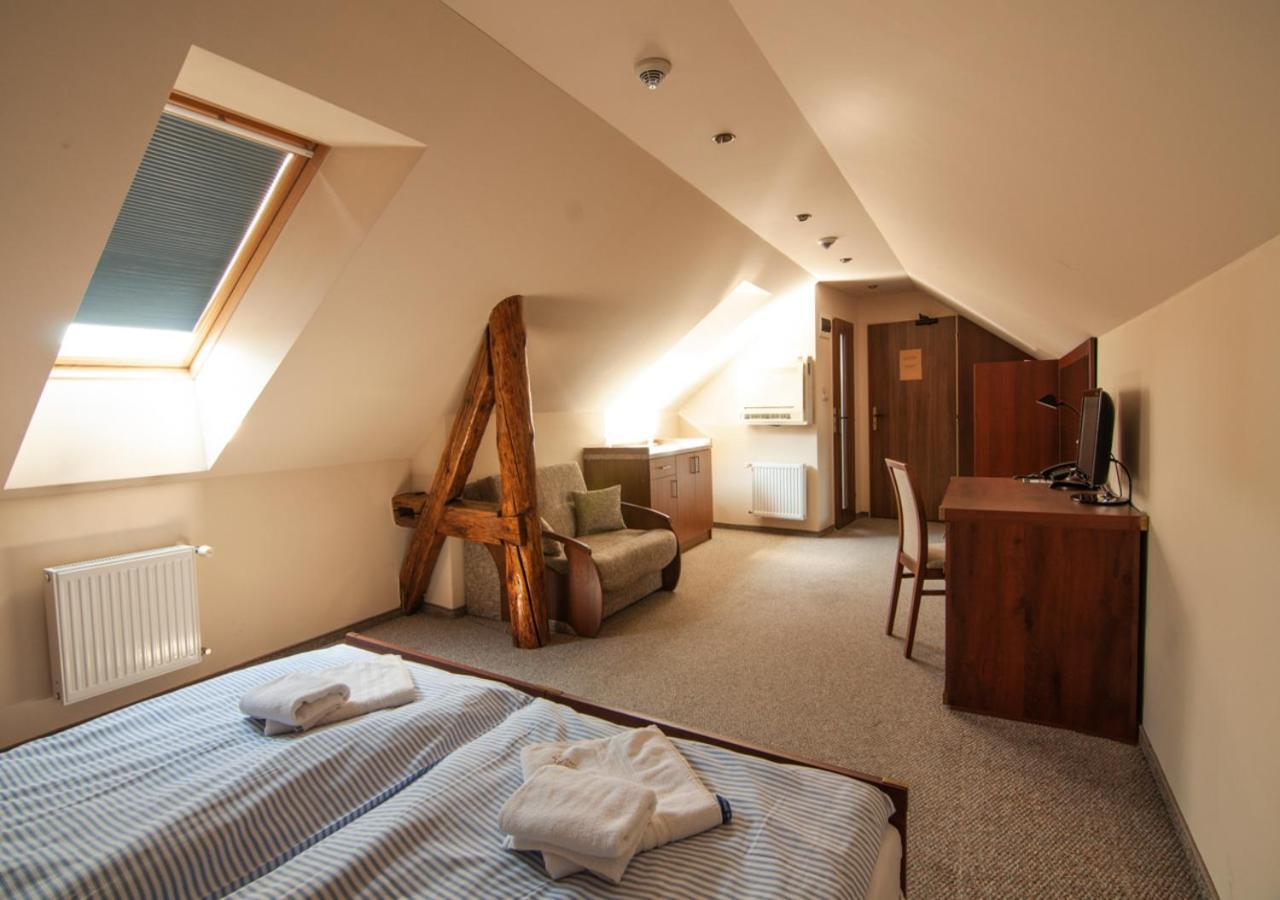 Pension Horse Inn Кошице Екстер'єр фото
